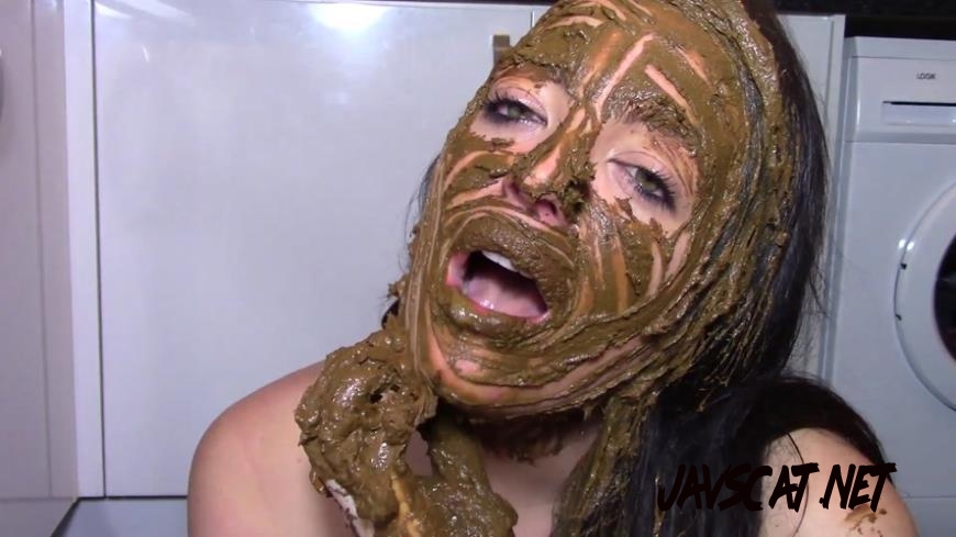 Special #880 Smearing Shit on Face (2019 | 1.18 GB | FullHD)